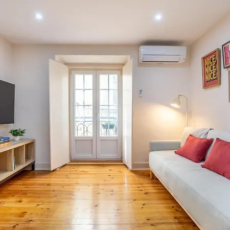 Downtown Arch - Ac & Wifi Apartament