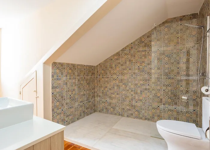 Downtown Arch - Ac & Wifi Apartament *