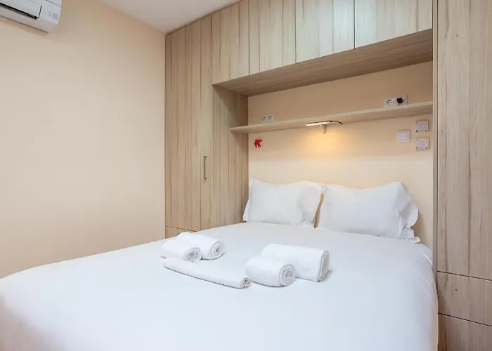 Apartament Downtown Arch - Ac & Wifi